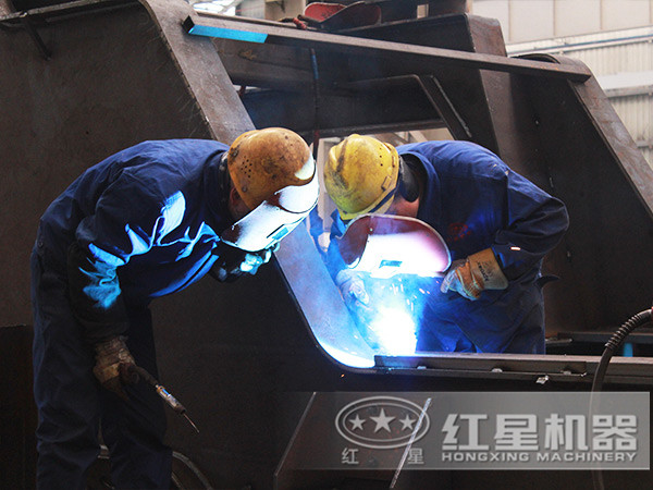 打沙機(jī)生產(chǎn)車間