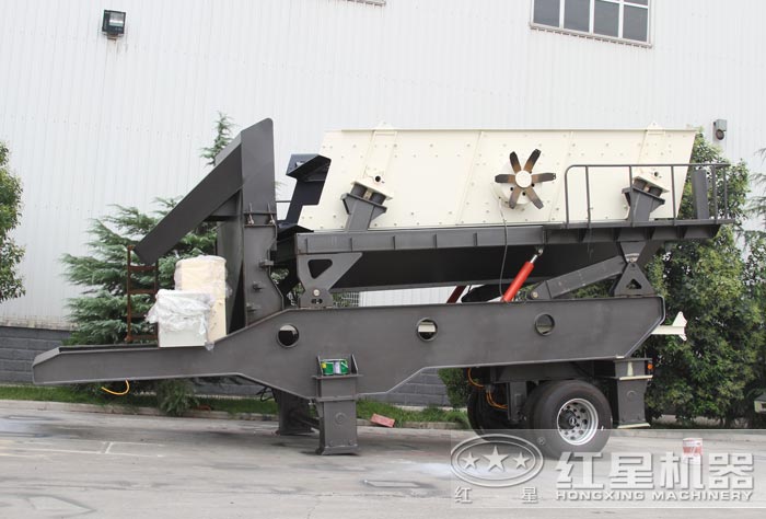 振動篩沙機(jī)還是可移動的好，流動作業(yè)隨時轉(zhuǎn)場