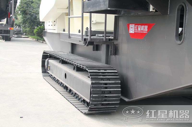 履帶細(xì)節(jié)實拍 履帶細(xì)節(jié)實拍