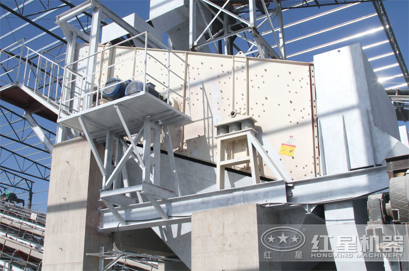 振動篩制造廠家就找河南紅星，固定式、移動式都有