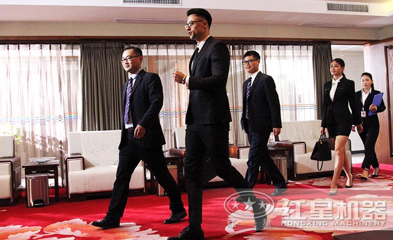 服務(wù)團隊 服務(wù)團隊