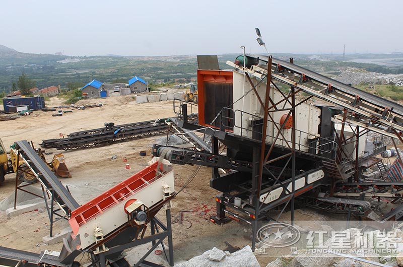 蕪湖時產(chǎn)200噸移動打砂生產(chǎn)現(xiàn)場 蕪湖時產(chǎn)200噸移動打砂生產(chǎn)現(xiàn)場