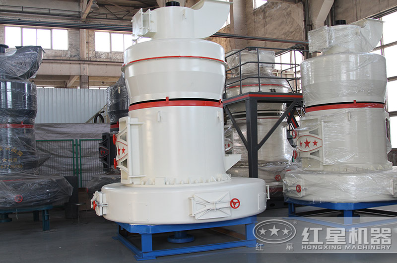 雷蒙磨生產(chǎn)車間，設備貨源充足