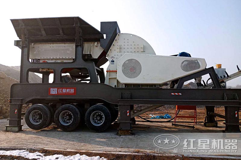 紅星移動式錘破制沙機安裝現(xiàn)場 紅星移動式錘破制沙機安裝現(xiàn)場