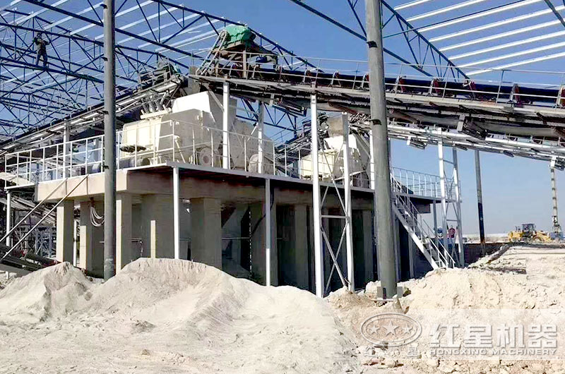 打石機生產(chǎn)現(xiàn)場實拍 打石機生產(chǎn)現(xiàn)場實拍