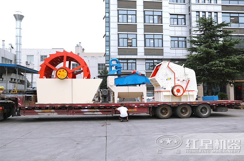 紅星機器反擊破碎機發(fā)貨現場 紅星機器反擊破碎機發(fā)貨現場
