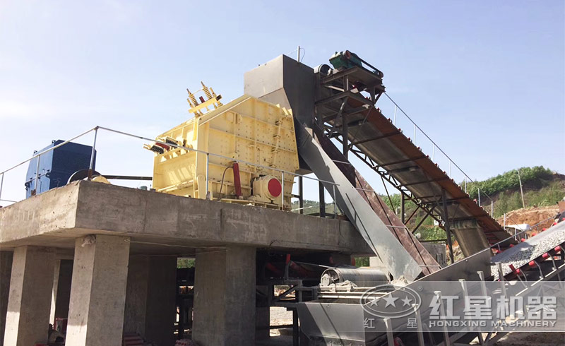 想買一臺破碎礦石的1315反擊破，多少錢？廠家給送貨嗎？