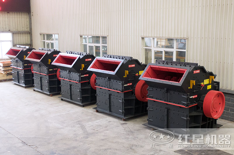 時(shí)產(chǎn)30噸的青石制砂機(jī)有哪些？多少錢一臺(tái)？