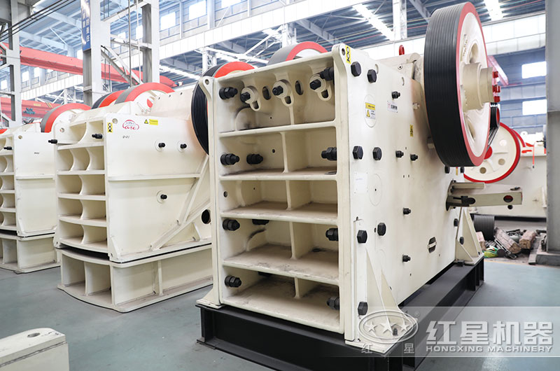 石塊粉碎機(jī)設(shè)備有哪些？圖片及價(jià)格