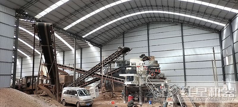 碎沙機(jī)設(shè)備多少錢一套，一天能生產(chǎn)多少？