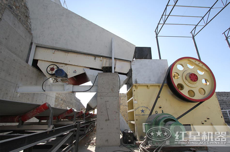 沙子粉碎機(jī)多少錢一臺(tái)？能滿足大型砂石生產(chǎn)線使用嗎？