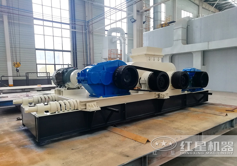 小型液壓對(duì)輥破碎機(jī)常用型號(hào)及價(jià)格，提供現(xiàn)場(chǎng)視頻