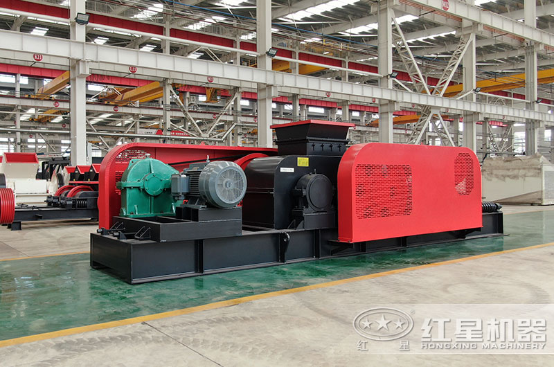 對(duì)輥式制砂機(jī)圖片 對(duì)輥式制砂機(jī)圖片